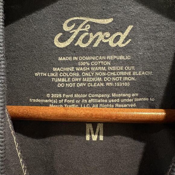 Ford‎ Mustang Shirt Mens Medium Blue 1967 Graphic Tee T-Shirt Vintage Wash Pony - Picture 2 of 10